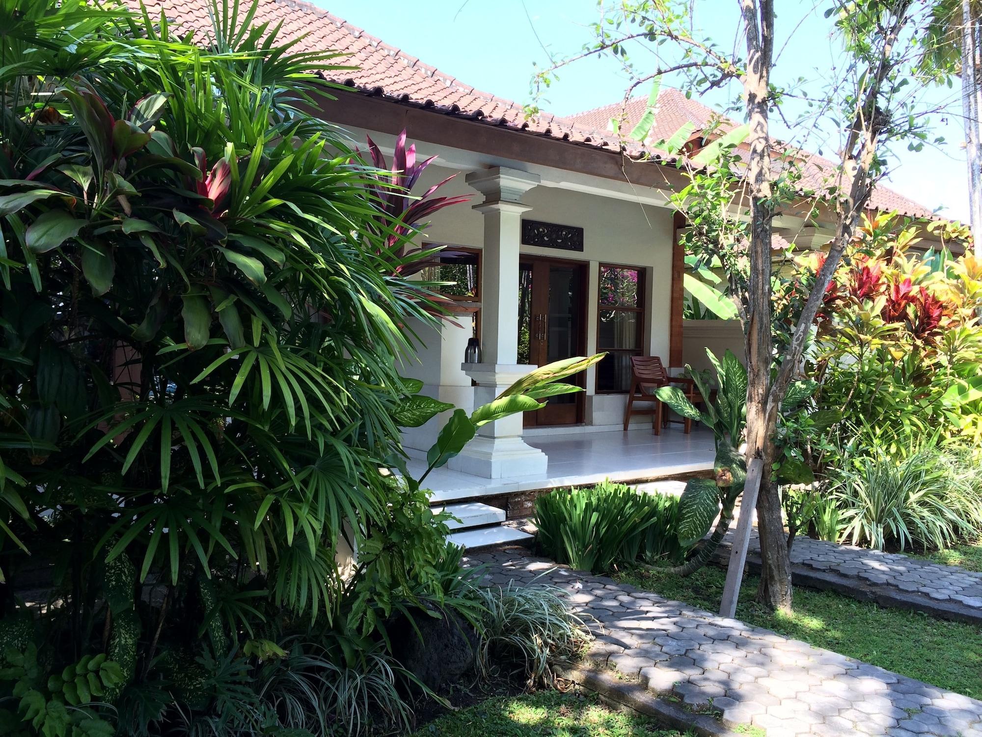Bumi Ayu Bungalow Sanur Exterior foto